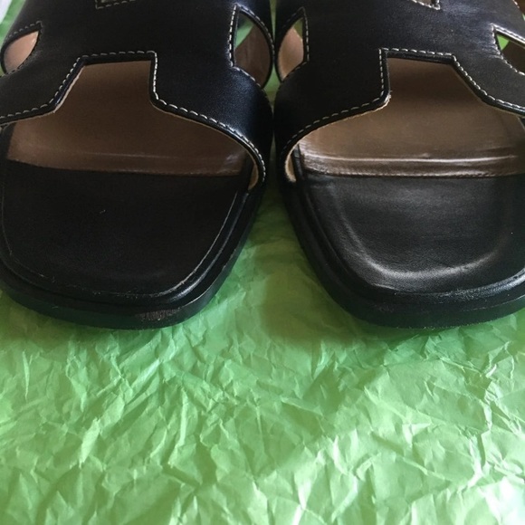 *SOLD* Hermès Oran Sandals - Picture 6 of 10